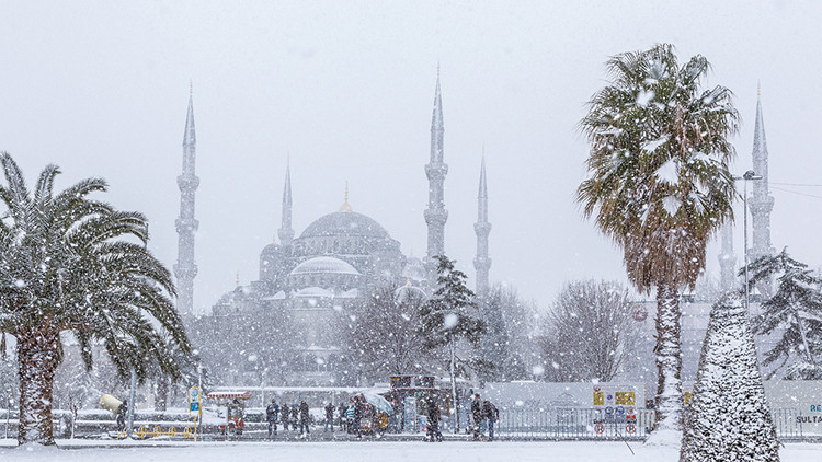 İSTANBULDA KAR DEVAM EDECEK Mİ