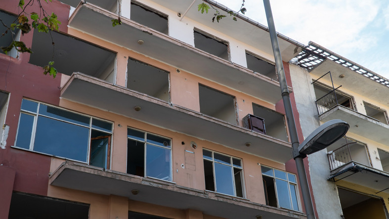 ORTA HASARLI BİNALAR DA YENİDEN YAPILACAK