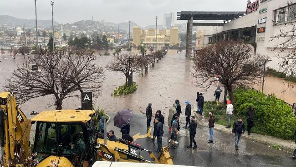 ŞANLIURFADA BUGÜN (17 MART CUMA)OKULLAR TATİL Mİ
