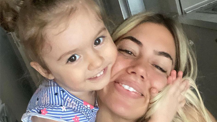 SURVİVOR ASENA KİMDİR, kaç yaşında, nereli Survivor Asena kızı Lidya kaç yaşında Duygusal anlar...