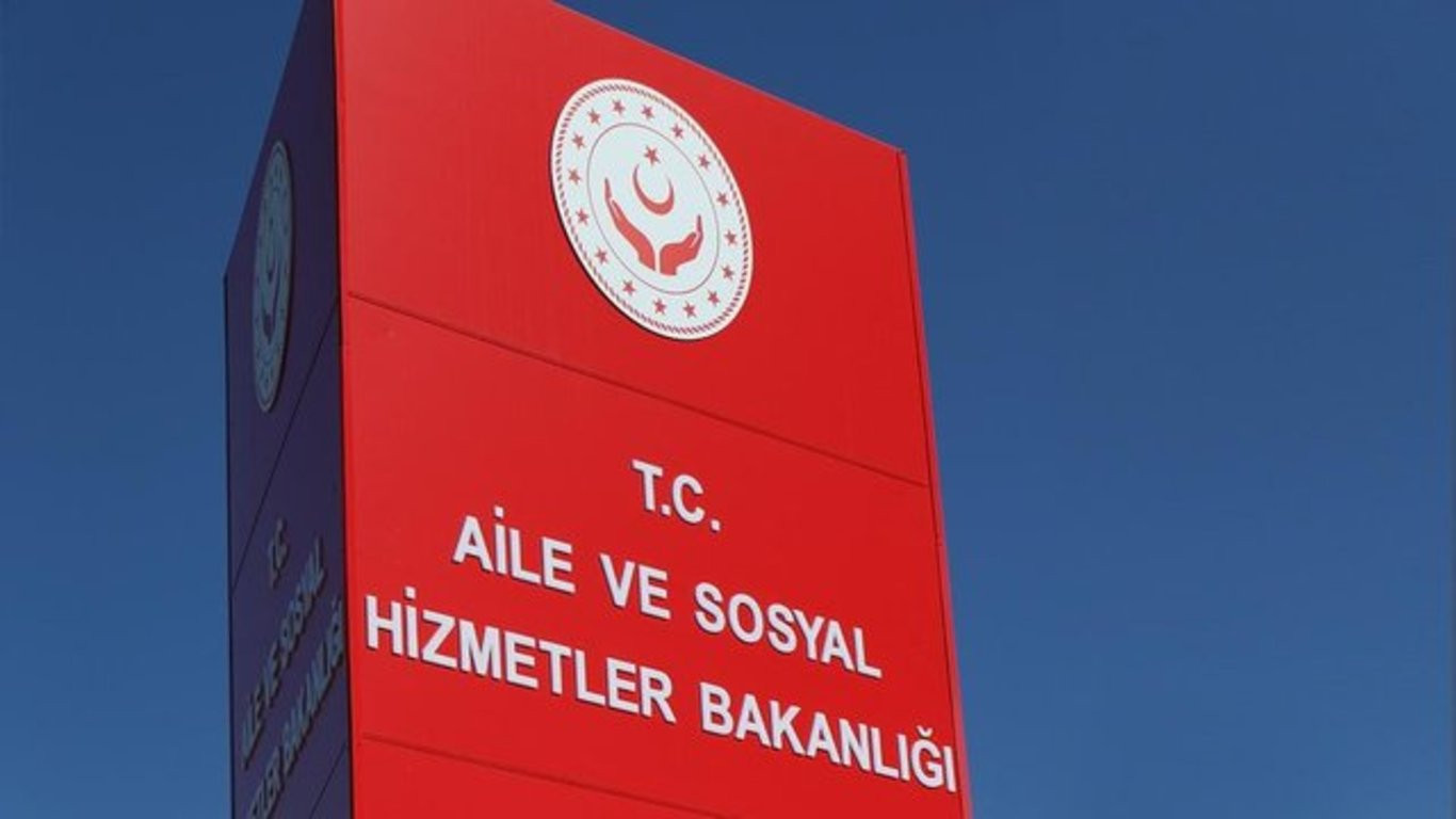 AİLE VE SOSYAL HİZMETLER BAKANLIĞI AİLE VE SOSYAL HİZMETLER BAKANLIĞI