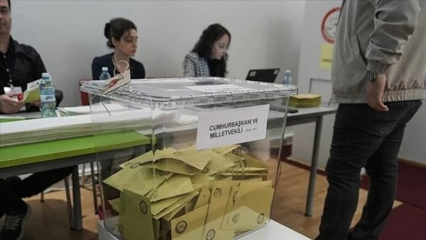 OY KULLANMA SAATLERİ