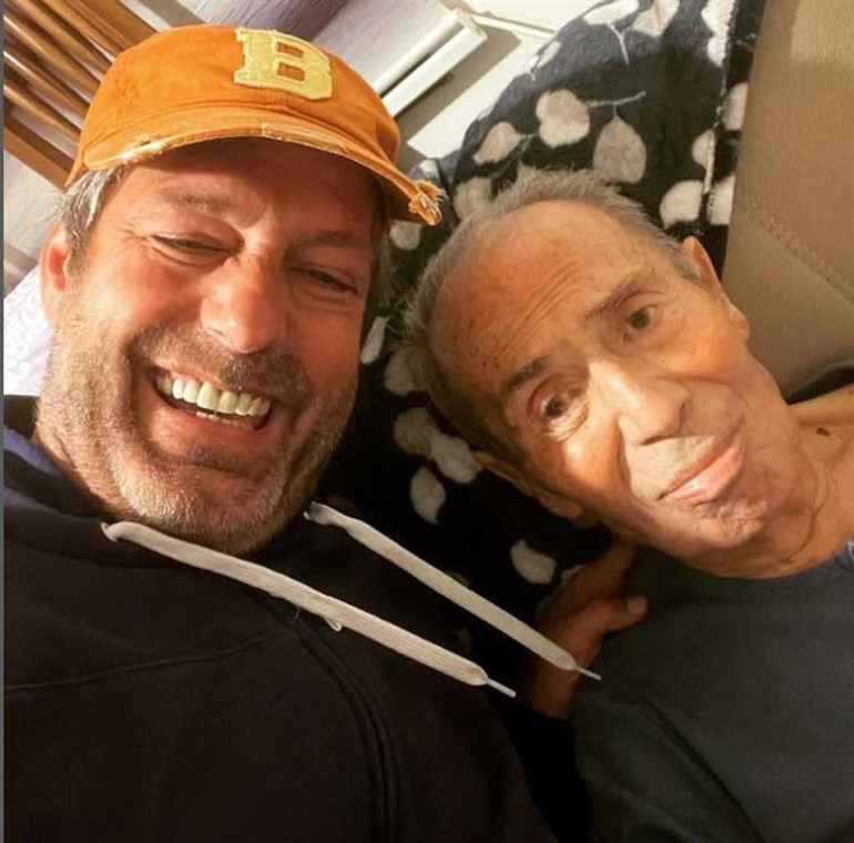 İlham Gencer kimdir kaç yaşında neden vefat etti Türk müziğinin efsane ismi İlham Gencerin hayatı ve biyografisi hakkında bilgiler