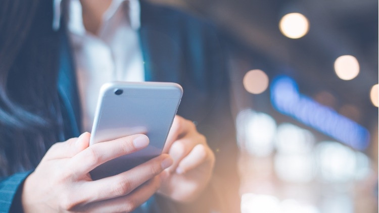 ÖĞRENCİLERE VERGİSİZ CEP TELEFONU NE ZAMAN ÖĞRENCİLERE VERGİSİZ CEP TELEFONU NE ZAMAN
