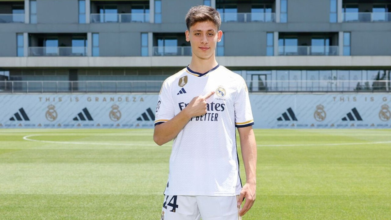 FENERBAHÇE TRANSFER HABERİ SON DAKİKA 2023 | Arda Güler’in ardından Fenerbahçe on numara transferi için harekete geçti FENERBAHÇE TRANSFER HABERİ SON DAKİKA 2023 | Arda Güler’in ardından Fenerbahçe on numara transferi için harekete geçti