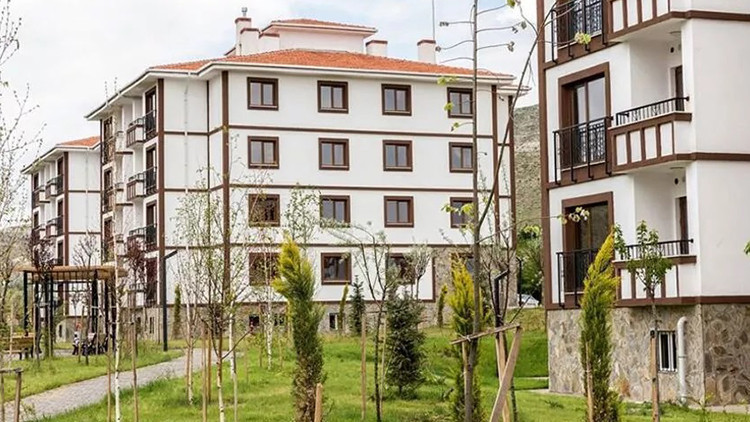 TOKİ açık artırma 2023 || TOKİ açık artırma ne zaman, saat kaçta, hangi illerde yapılacak TOKİ 42 ilde 182 konutu açık artırma ile satışa sundu TOKİ açık artırma 2023 || TOKİ açık artırma ne zaman, saat kaçta, hangi illerde yapılacak TOKİ 42 ilde 182 konutu açık artırma ile satışa sundu