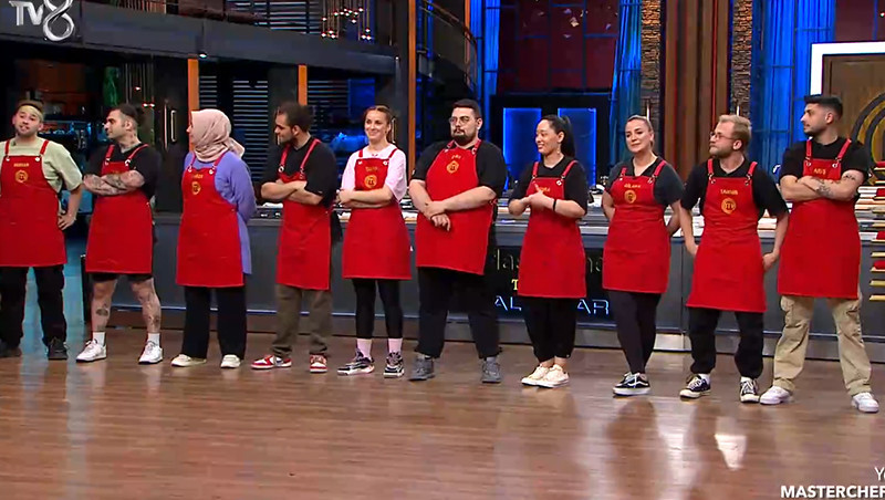 MASTERCHEF YENİ TAKIMLAR NASIL KURULDU 17 Temmuz MasterChef All Star mavi takım kaptanı kim oldu, kaptanlık oyununu kim kazandı İşte yeni kırmızı ve mavi takım yarışmacıları