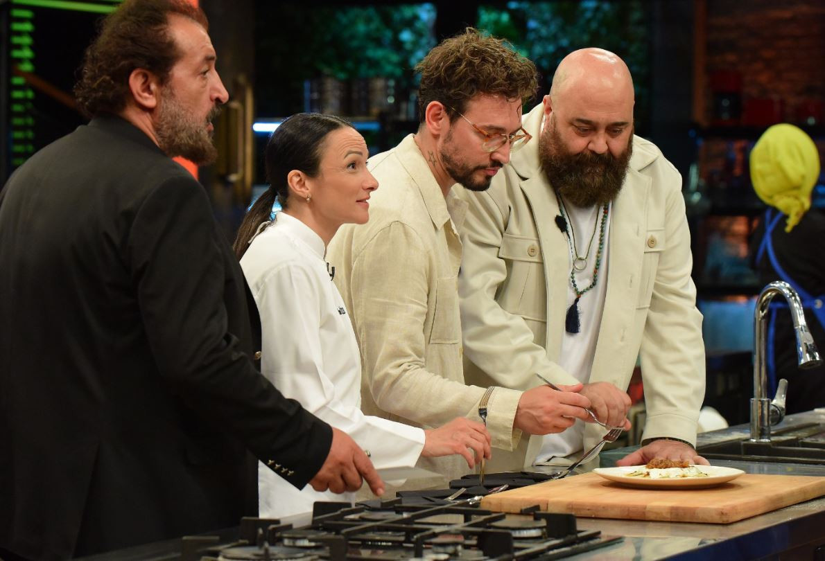 5 Ağustos MasterChef All Star eleme adayı belli oldu Dün akşam MasterChefte haftanın son eleme adayı kim oldu İşte eleme potasındaki 7 yarışmacı... 5 Ağustos MasterChef All Star eleme adayı belli oldu Dün akşam MasterChefte haftanın son eleme adayı kim oldu İşte eleme potasındaki 7 yarışmacı...