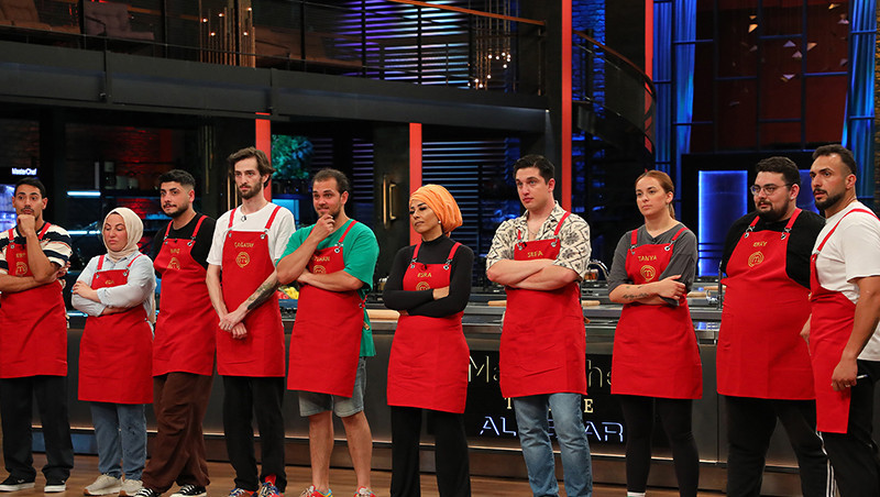 MASTERCHEF’TE HAFTANIN TAKIMLARI NETLEŞTİ | 7 Ağustos 2023 MasterChef All Star mavi takım kaptanı kim oldu, kaptanlık oyununu kim kazandı İşte haftanın kırmızı ve mavi takım yarışmacıları MASTERCHEF’TE HAFTANIN TAKIMLARI NETLEŞTİ | 7 Ağustos 2023 MasterChef All Star mavi takım kaptanı kim oldu, kaptanlık oyununu kim kazandı İşte haftanın kırmızı ve mavi takım yarışmacıları