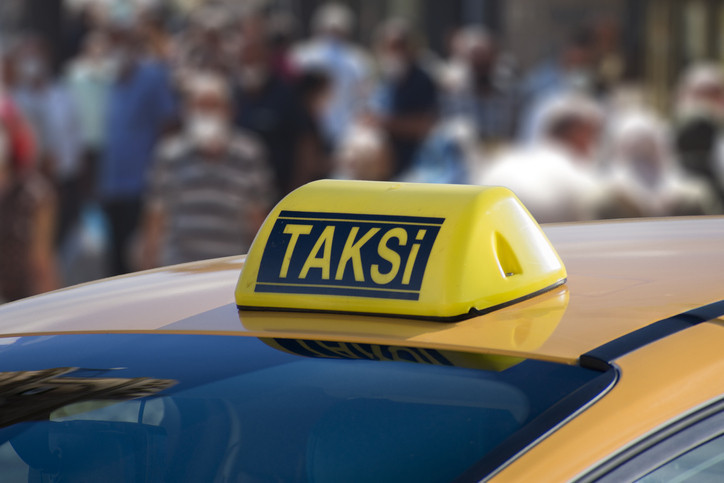 İSTANBUL ZAMLI TAKSİ ÜCRETLERİ 2023 BELLİ OLDU İSTANBUL ZAMLI TAKSİ ÜCRETLERİ 2023 BELLİ OLDU