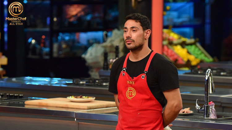 ELEME POTASINDAKİ YARIŞMACILAR