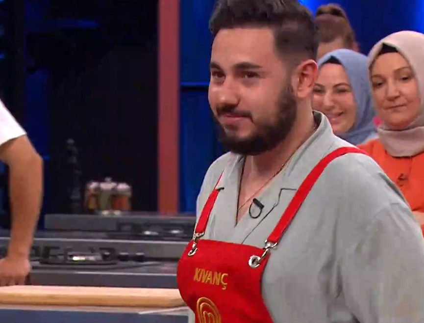 KIRMIZI TAKIM KAPTANI BELLİ OLDU KIRMIZI TAKIM KAPTANI BELLİ OLDU