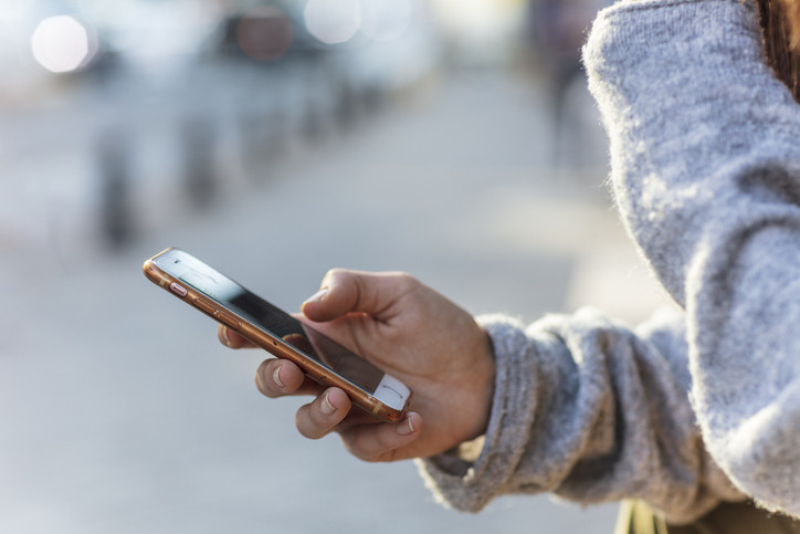 Vergisiz telefon satışı ne zaman başlayacak Öğrencilere vergisiz telefon, tablet ve bilgisayar şartları neler, hangi modeller için geçerli olacak, yerli telefon mu olacak İşte son bilgiler