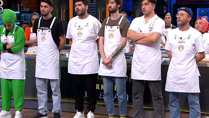 MASTERCHEF YENİ TAKIMLAR BELLİ OLDU | Dün gece (28 Ağustos) MasterChefte mavi takım kaptanı kim oldu, kaptanlık oyununu kim kazandı Kerem sürprizi... İşte kırmızı ve mavi takım yarışmacıları... MASTERCHEF YENİ TAKIMLAR BELLİ OLDU | Dün gece (28 Ağustos) MasterChefte mavi takım kaptanı kim oldu, kaptanlık oyununu kim kazandı Kerem sürprizi... İşte kırmızı ve mavi takım yarışmacıları...