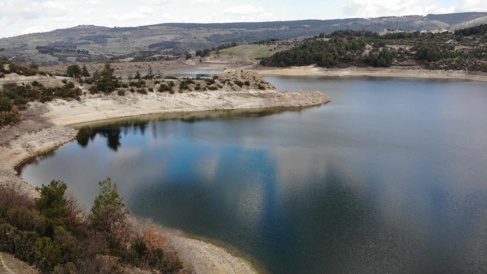 Çanakkalede su kullanımına kısıtlama... Süre uzatıldı halı ve kilim yıkamalarının yasaklanması, şehir şebeke suyu ile hortumla araba yıkanmasının yasaklanması, oto kuaför-yıkama ...