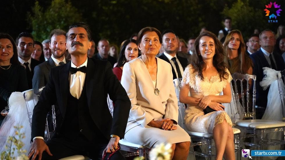 Yalı Çapkını dizisine kimler katıldı Yalı Çapkını yeni sezon oyuncuları kimler İki başarılı isim Yalı Çapkını kadrosunda