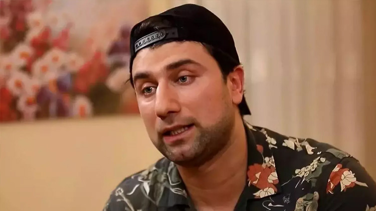 Acun Ilıcalı sosyal medyadan duyurdu... Yasin Obuz yeniden Survivorda Yasin Obuz kimdir, kaç yaşında, aslen nereli, hangi yıl yarıştı