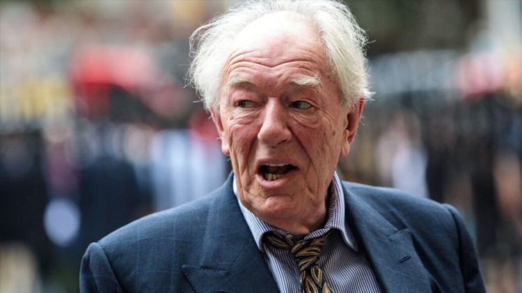 MICHAEL GAMBON KİMDİR Harry Potterda ‘Dumbledore’u canlandıran Sir Michael Gambon hayatını kaybetti Dumbledore öldü mü, neden öldü MICHAEL GAMBON KİMDİR Harry Potterda ‘Dumbledore’u canlandıran Sir Michael Gambon hayatını kaybetti Dumbledore öldü mü, neden öldü