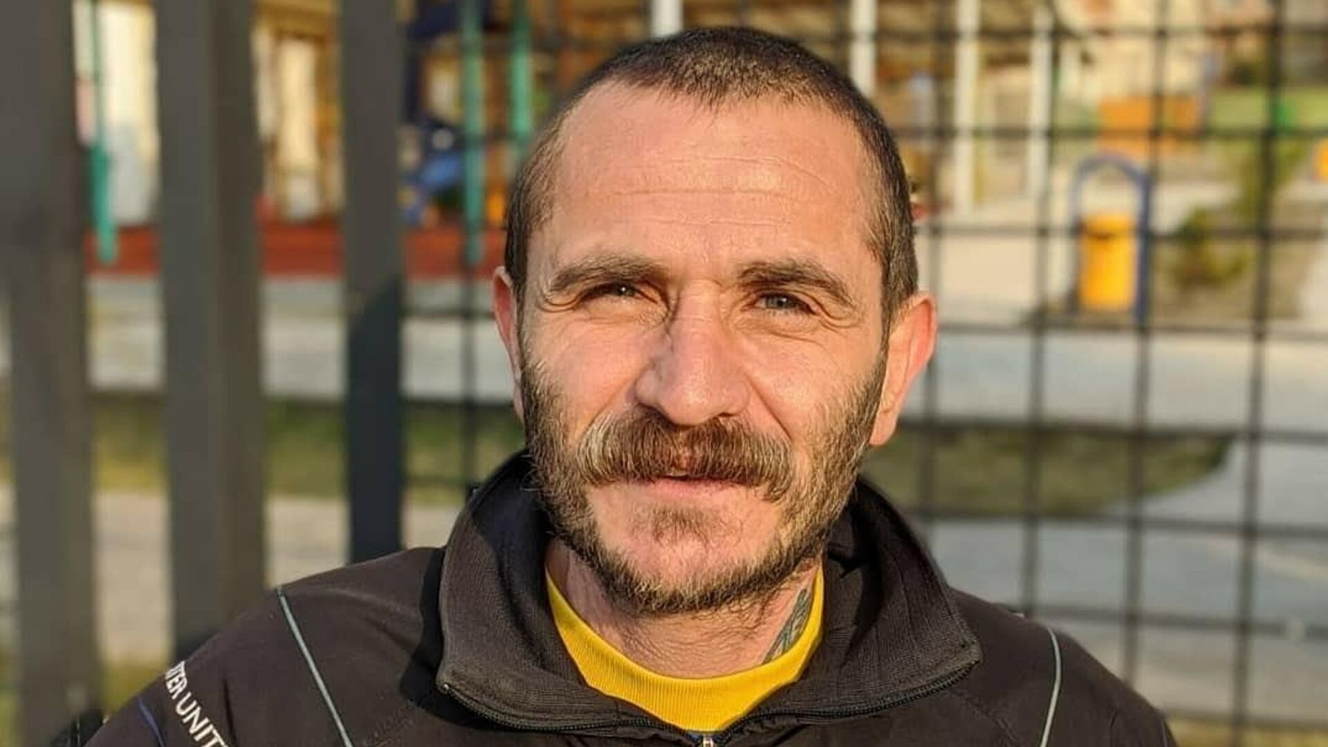 “BENEKLİ AYHAN” LAKAPLI FENOMEN SALDIRIYA UĞRADI