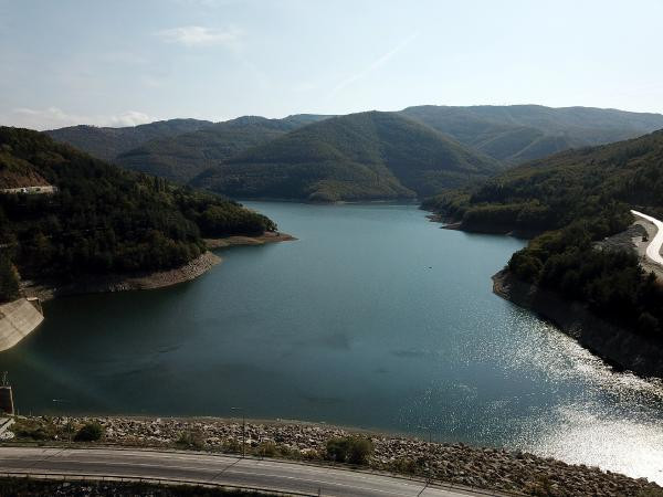 Su seviyesinn yükselmesi aldatmasın...  Su bol diye kesinlikle gaflete kapılmayalım. Suyu tasarruflu kullanmaya devam edelim