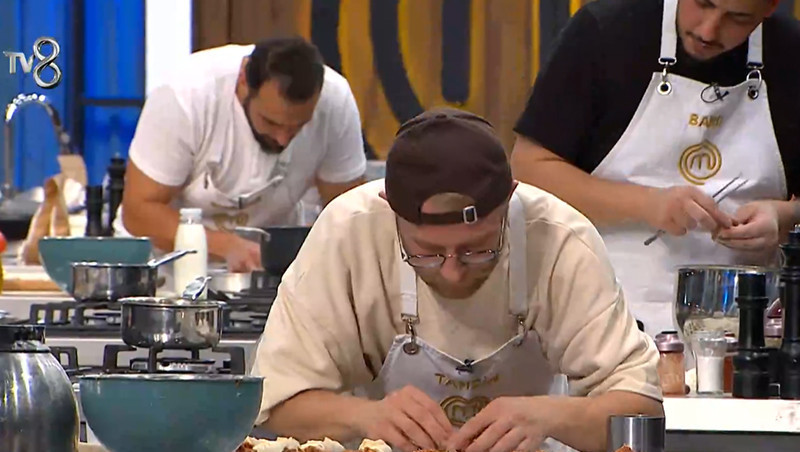 MASTERCHEF KİM KAZANDI, düelloyu hangi yarışmacı aldı 23 Ekim MasterChefte mavi takım kaptanı kim oldu All Star’da yeni format belli oldu… İşte haftanın mavi ve kırmızı takımları