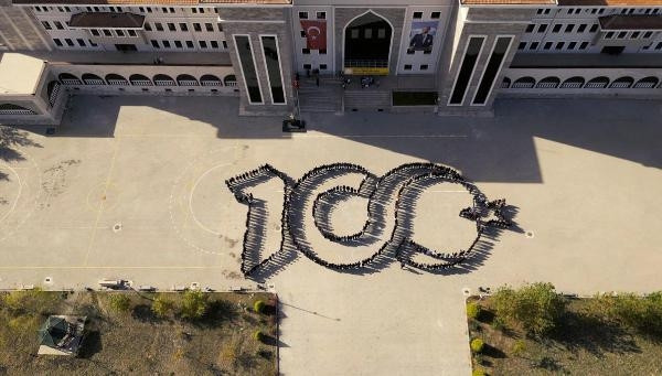 29 EKİM CUMHURİYET BAYRAMI MESAJLARI RESİMLİ KISA 2023 || Cumhuriyet’in 100. yılı kutlu olsun... Cumhuriyet Bayramına özel en güzel, anlamlı, resimli, farklı, yeni, Türk Bayraklı 29 Ekim kutlama mesajları ve Atatürk sözleri