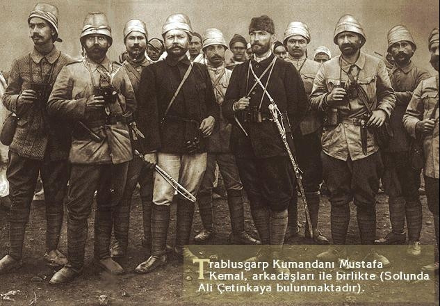 AZ RASTLANAN EN GÜZEL 50 ATATÜRK FOTOĞRAFI: 29 Ekim’e özel siyah-beyaz Atatürk fotoğrafları
