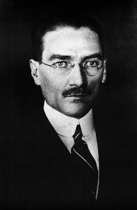AZ RASTLANAN EN GÜZEL 50 ATATÜRK FOTOĞRAFI: 29 Ekim’e özel siyah-beyaz Atatürk fotoğrafları