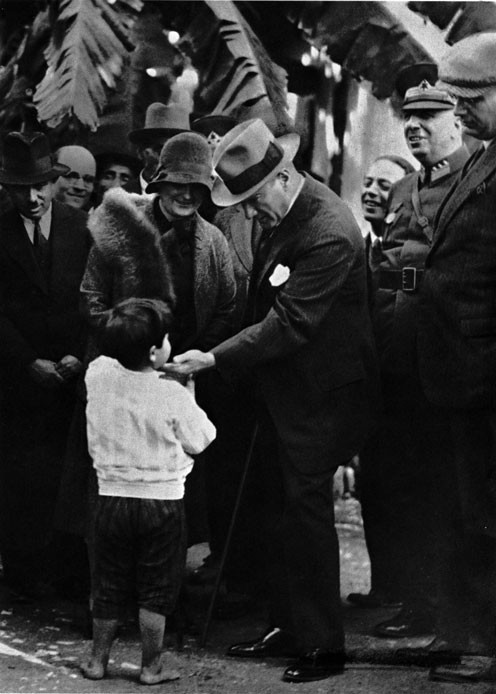 AZ RASTLANAN EN GÜZEL 50 ATATÜRK FOTOĞRAFI: 29 Ekim’e özel siyah-beyaz Atatürk fotoğrafları