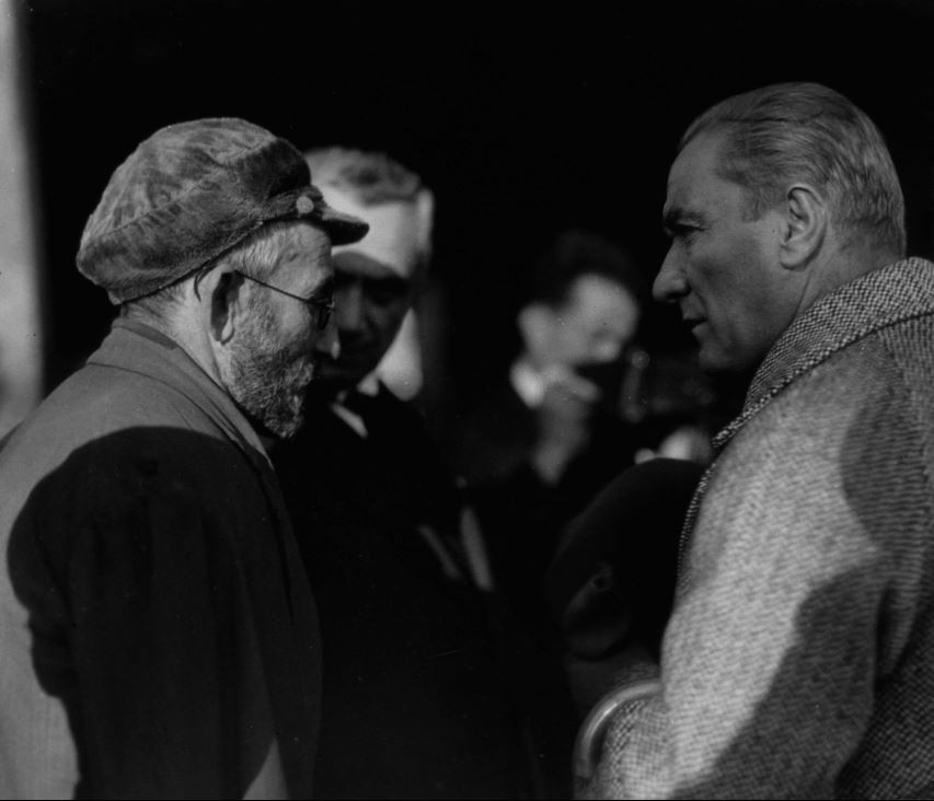 AZ RASTLANAN EN GÜZEL 50 ATATÜRK FOTOĞRAFI: 29 Ekim’e özel siyah-beyaz Atatürk fotoğrafları
