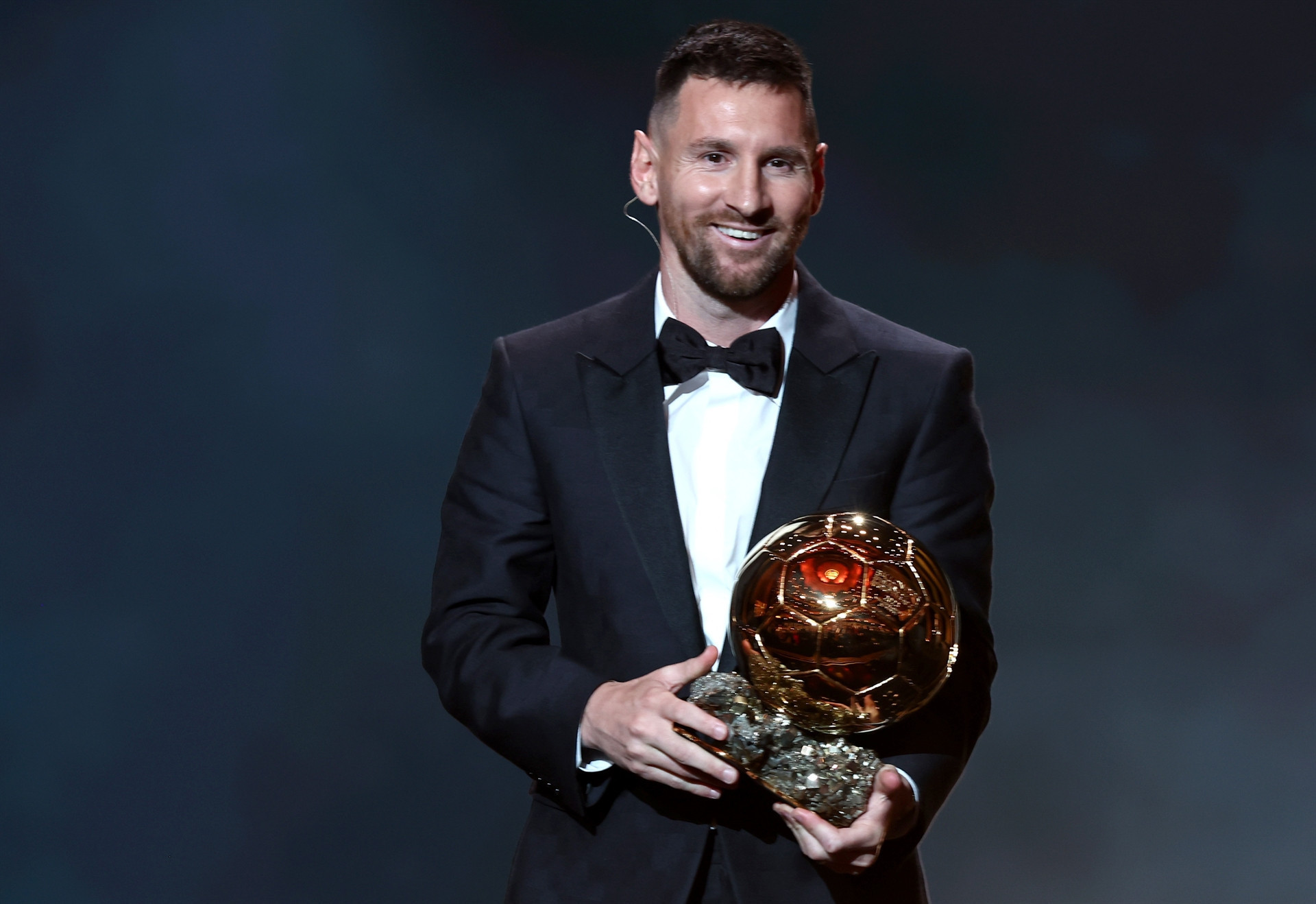 Ballon dOr töreninde yıldızlar geçidi Haaland, Drogba, Beckham, Hazard, iShowSpeed...