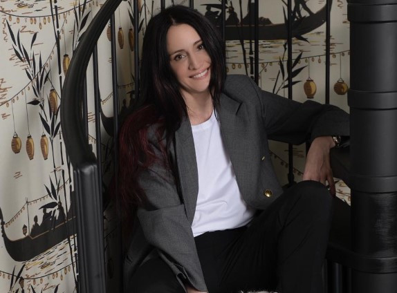 İNAN KIRAÇ KIZI İPEK KIRAÇI EVLATLIKTAN REDDETTİ