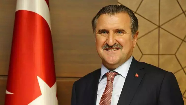 BAKAN BAKTAN GENÇLERE MÜJDELİ HABER BAKAN BAKTAN GENÇLERE MÜJDELİ HABER