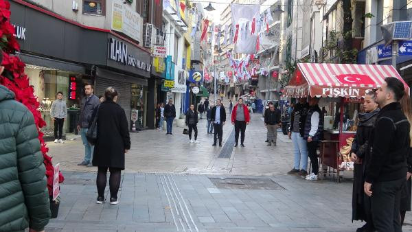 10 Kasım sabah 9u 5 geçe hayat durdu... Türm Türkiyeden ATAsına saygı duruşu