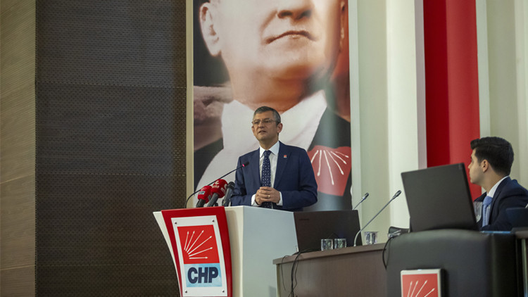 CHP yeni MYK üyeleri kimler oldu CHP MYK üyeleri listesi 2023 açıklandı İşte Özgür Özel’in A Takımı…
