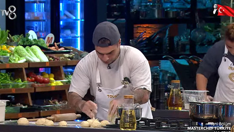 MASTERCHEF KAPTANLAR KİM OLDU MasterChef’te dün (13 Kasım) kaptanlar düellosunu kim kazandı İşte MasterChef’te yeni kırmızı ve mavi takım yarışmacıları MASTERCHEF KAPTANLAR KİM OLDU MasterChef’te dün (13 Kasım) kaptanlar düellosunu kim kazandı İşte MasterChef’te yeni kırmızı ve mavi takım yarışmacıları