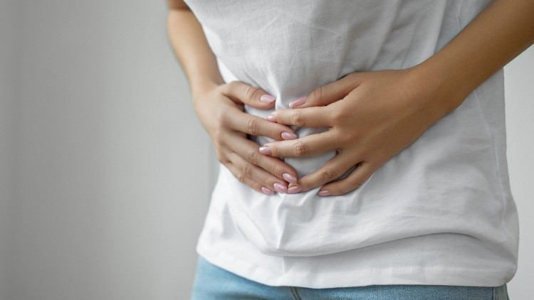 KOLON KANSERİ BELİRTİLERİ NELER