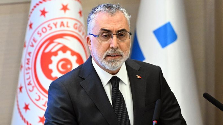 BAKAN IŞIKHAN’DAN 2024 ASGARİ ÜCRET İÇİN “TEK ZAM” AÇIKLAMASI