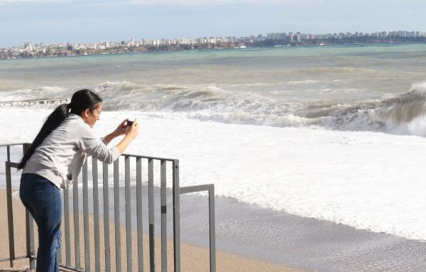 ANTALYA’DA OKULLAR TATİL Mİ 27 Kasım Yarın Antalya’da okullar tatil mi oldu Son dakika Antalya Valiliği açıklamaları