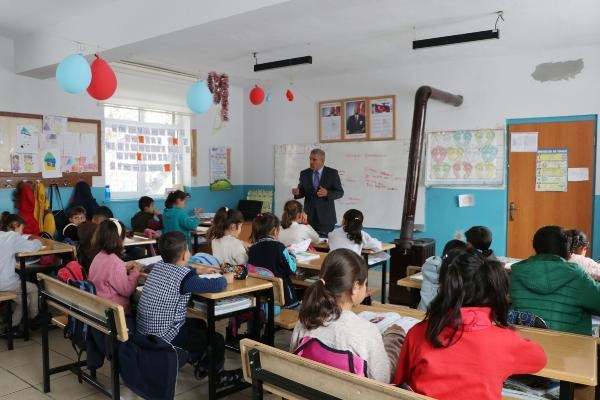 OKULLARIN RESMİ TATİLLERDE KAPALI OLACAĞI GÜNLER