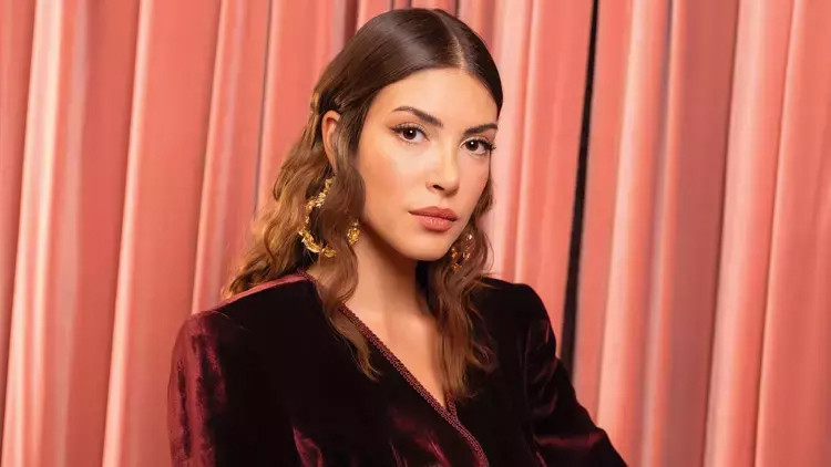 DENİZ BAYSAL KİMDİR