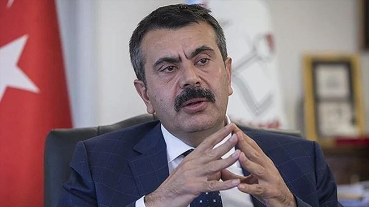 MEB ARA TATİL ANKETİ SONRASI ARA TATİL KALKIYOR MU