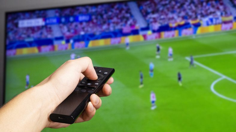 TV8,5 YAYIN AKIŞI 12 ARALIK SALI (UEFA ŞAMPİYONLAR LİGİ): ⚽ TV8,5 günün yayın akışında bu akşam hangi maçlar şifresiz yayınlanacak UEFA Şampiyonlar Ligi maçları olacak mı