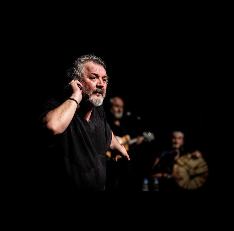 MÜFİT CAN SAÇINTI KİMDİR MÜFİT CAN SAÇINTI KİMDİR