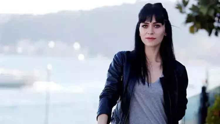 KIZIL GONCALAR BESTE KİMDİR