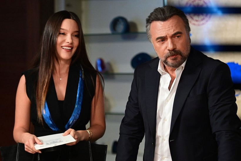 BEN BU CİHANA SIĞMAZAM OYUNCU KADROSU BEN BU CİHANA SIĞMAZAM OYUNCU KADROSU