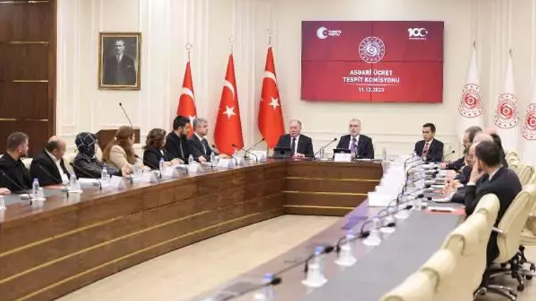 KESİN VE NETLEŞEN ASGARİ ÜCRET TABLOSU 2024 💸 || Bakan Işıkhan yeni yılda verilecek asgari ücret net ve brüt tutarını açıkladı İşte asgari ücret ile değişen ödemeler... KESİN VE NETLEŞEN ASGARİ ÜCRET TABLOSU 2024 💸 || Bakan Işıkhan yeni yılda verilecek asgari ücret net ve brüt tutarını açıkladı İşte asgari ücret ile değişen ödemeler...