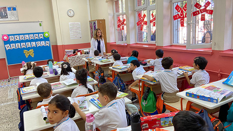 1 OCAK PAZARTESİ OKULLAR TATİL Mİ