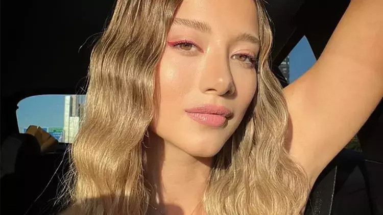 ALEYNA KALAYCIOĞLU KİMDİR