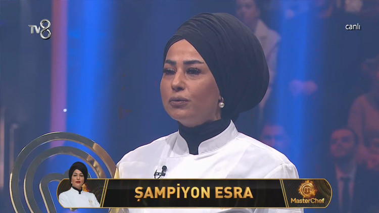 ŞAMPİYON ESRA OLDU